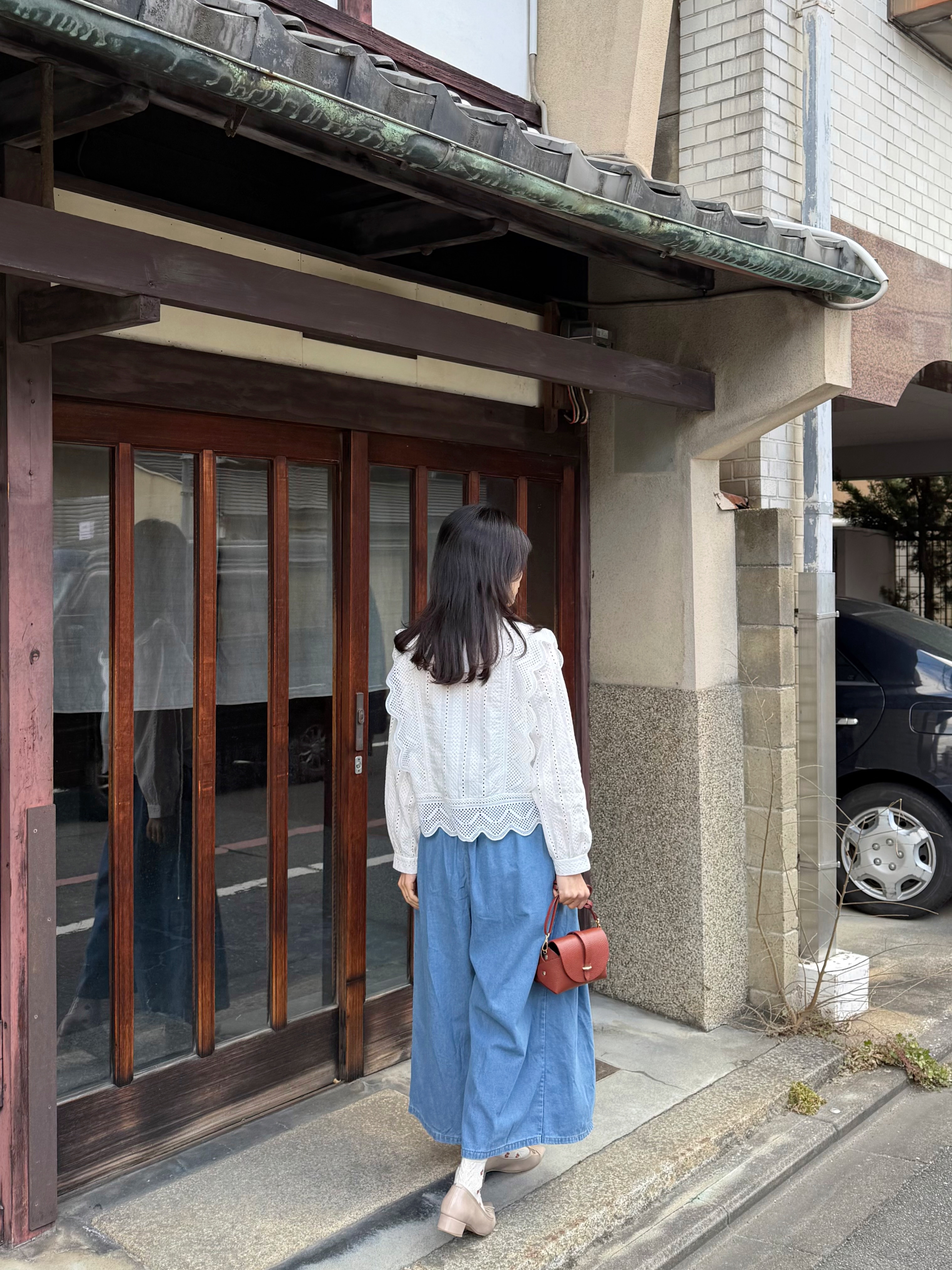 鏤空刺繡純綿恤衫