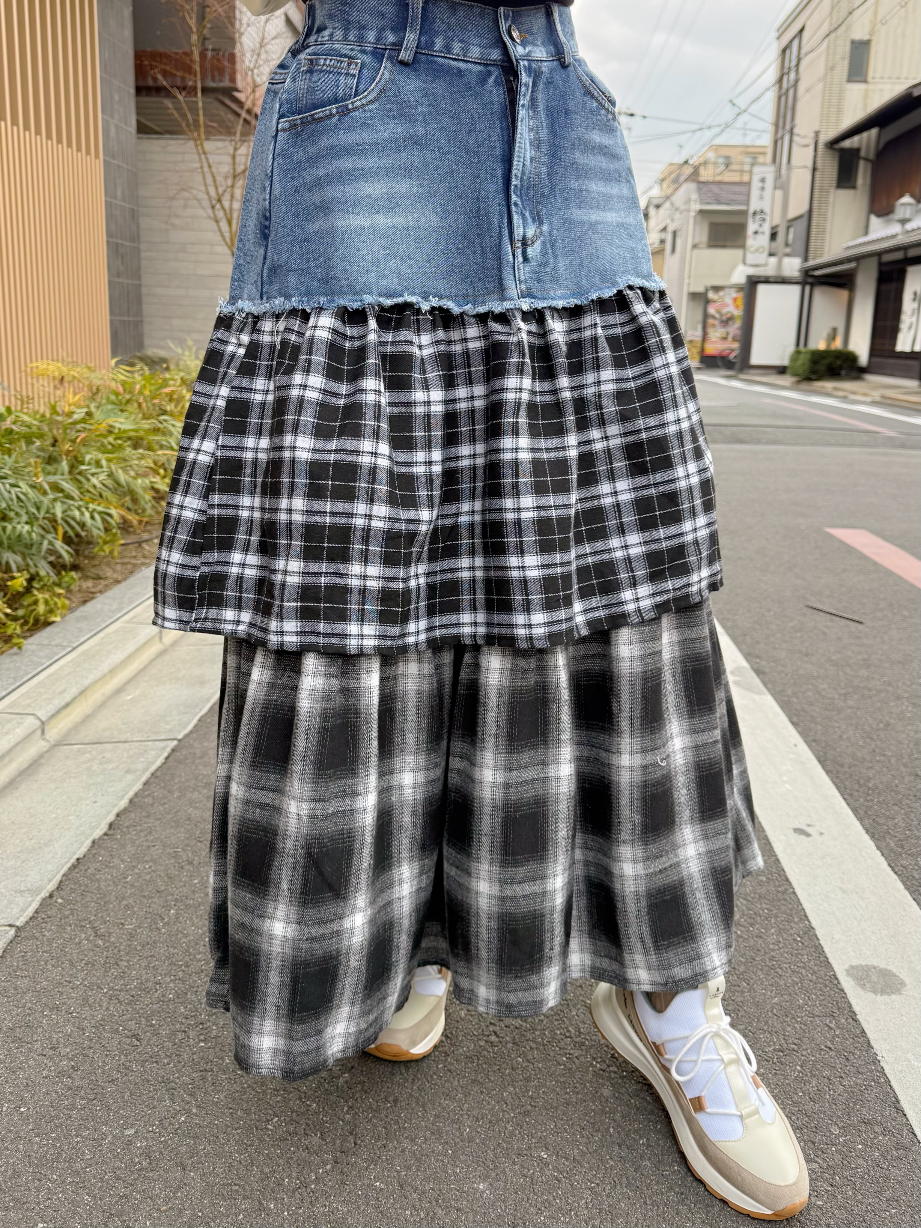 黑白格仔層次牛仔裙