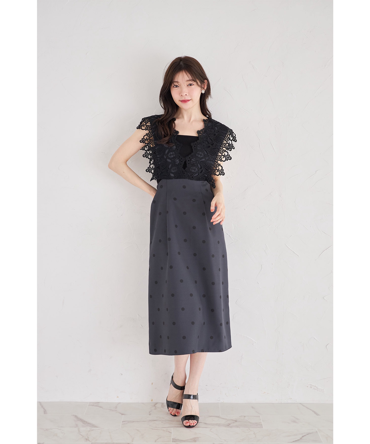 蕾絲波點背心連身裙