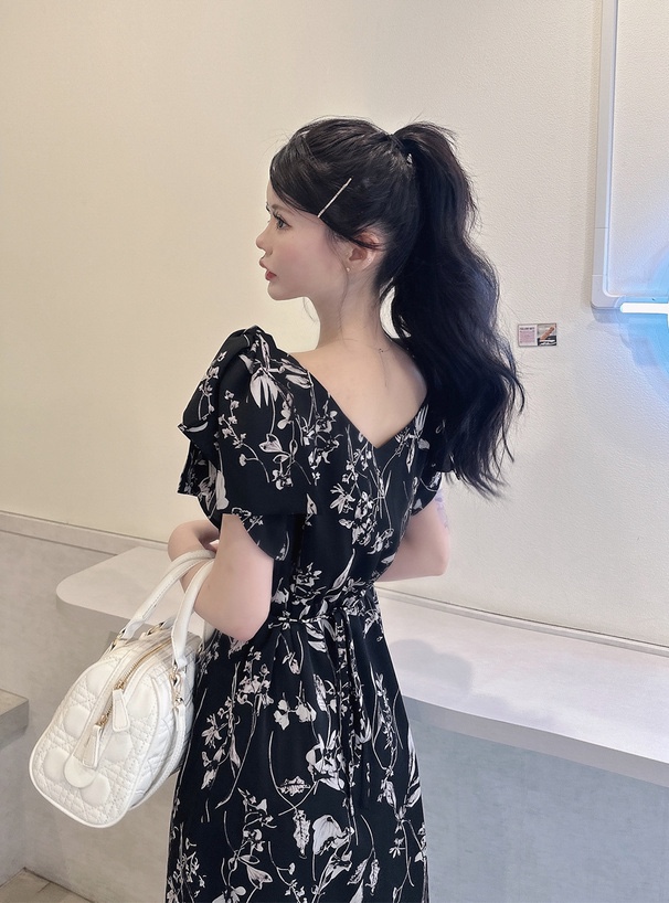 連身裙