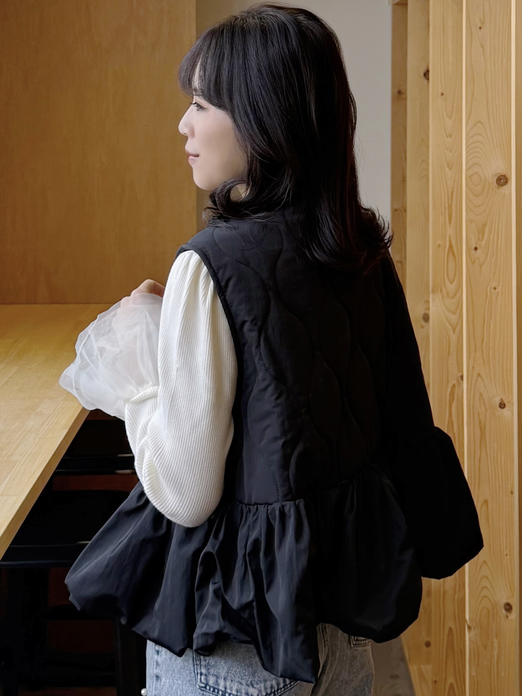 SpecialPrice•3色•波浪紋夾綿傘擺背心外套