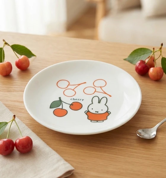 Miffy日本製陶瓷碟 - 車厘