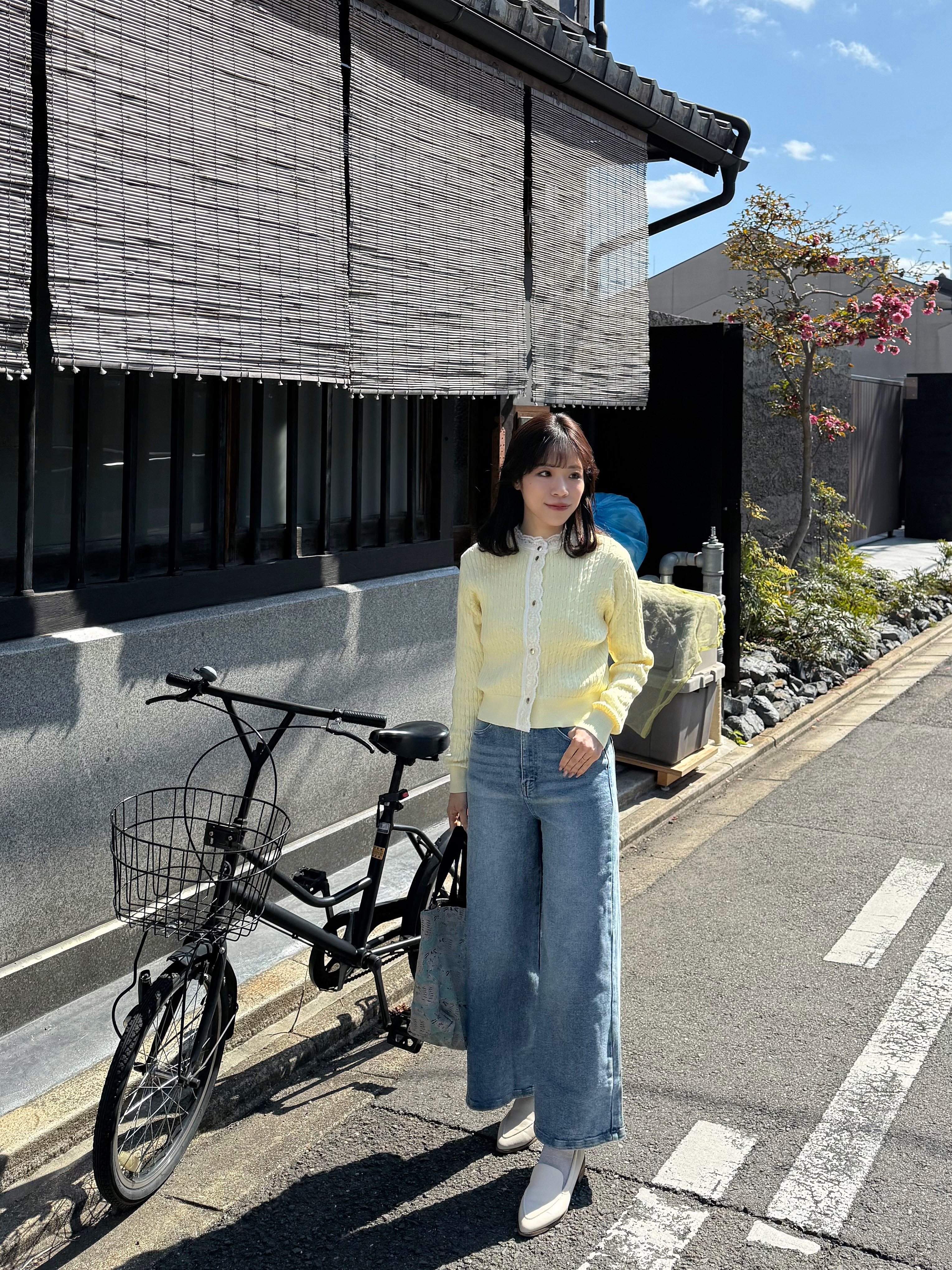 3色•蕾絲企領麻花針織外套