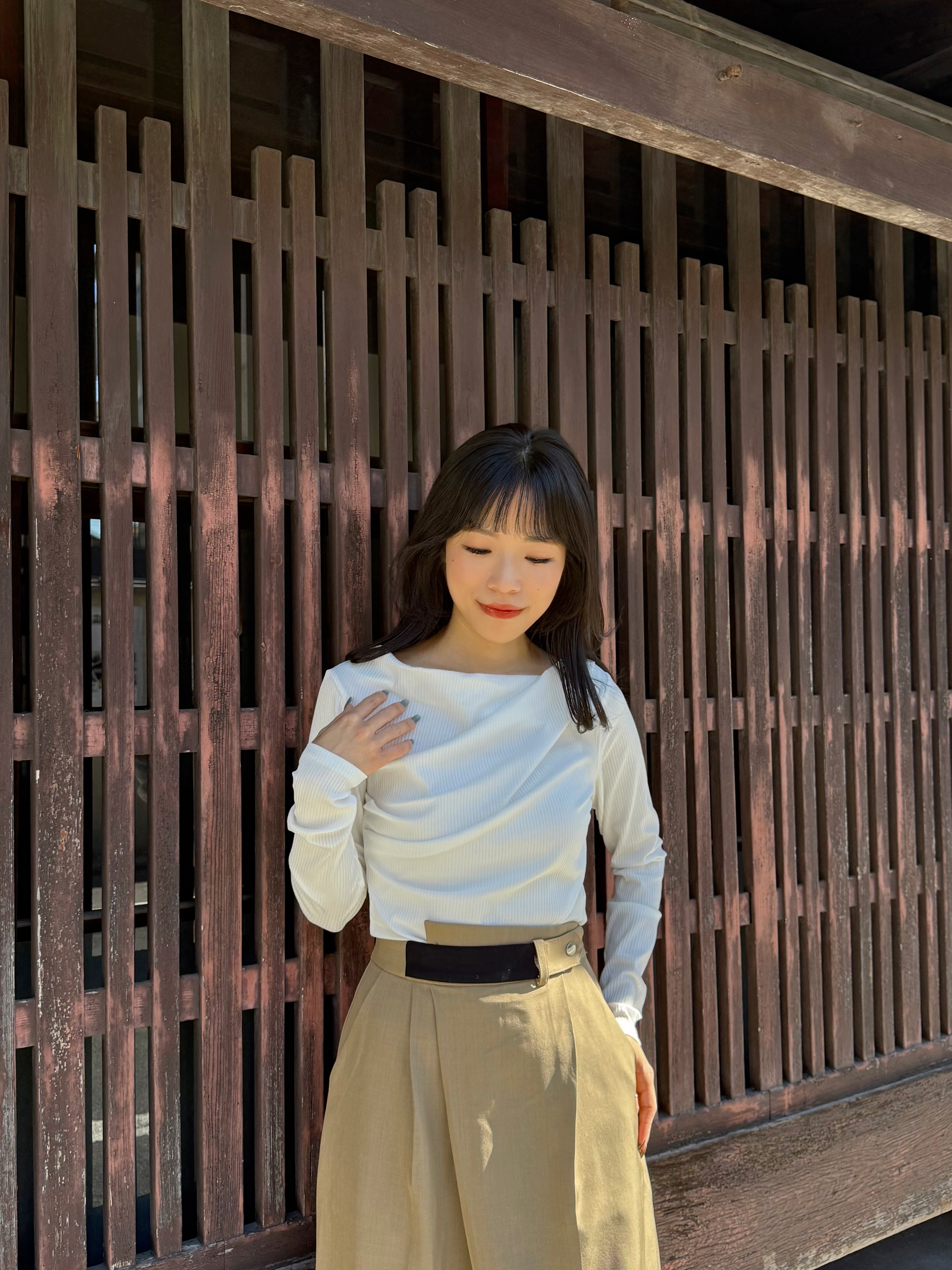 5色•不規則領長袖上衣