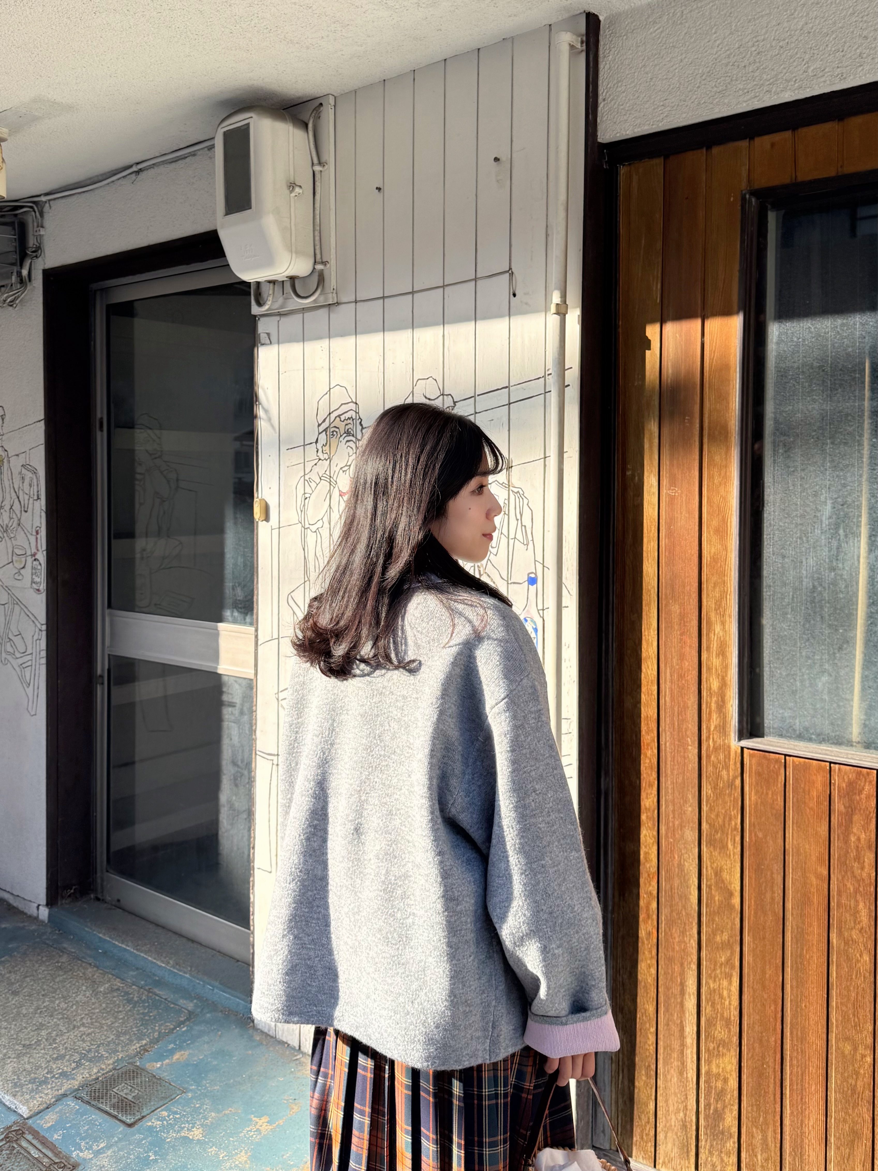 4色•拼色金扣中長款針織外套