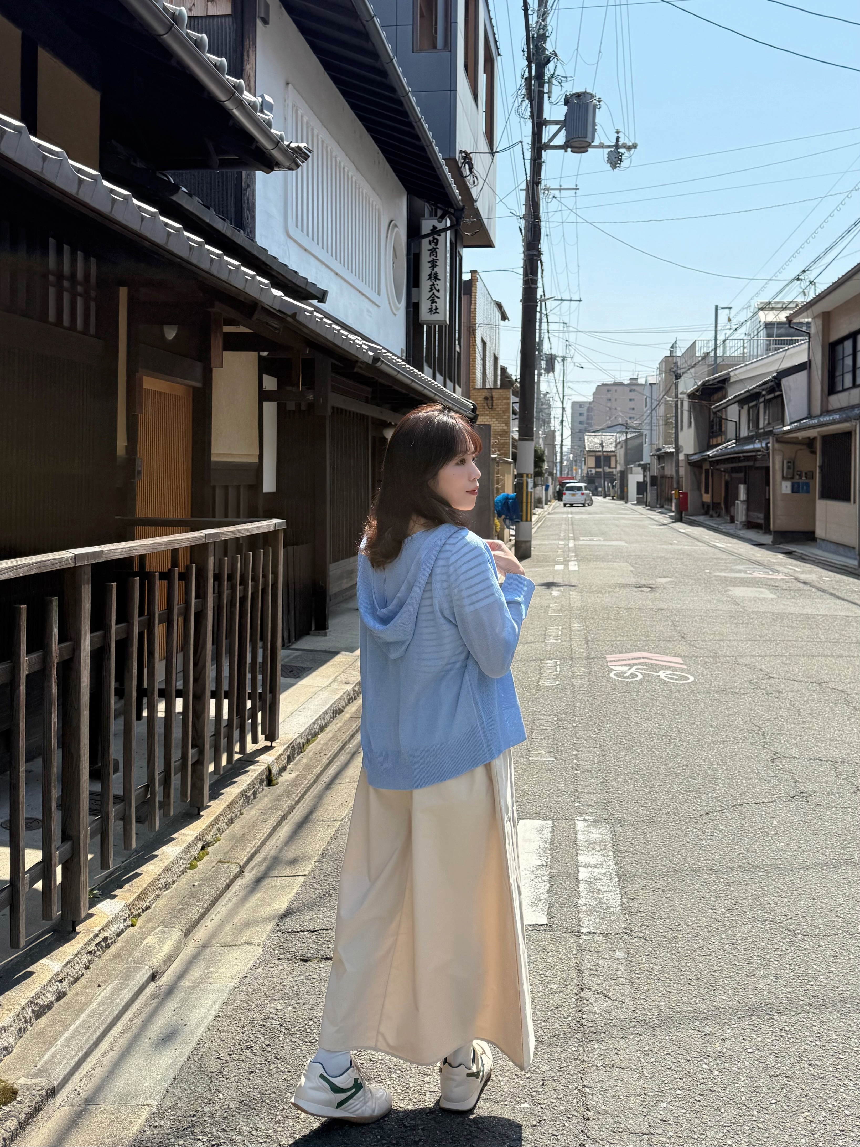 2色•連帽薄款拉鍊針織外套