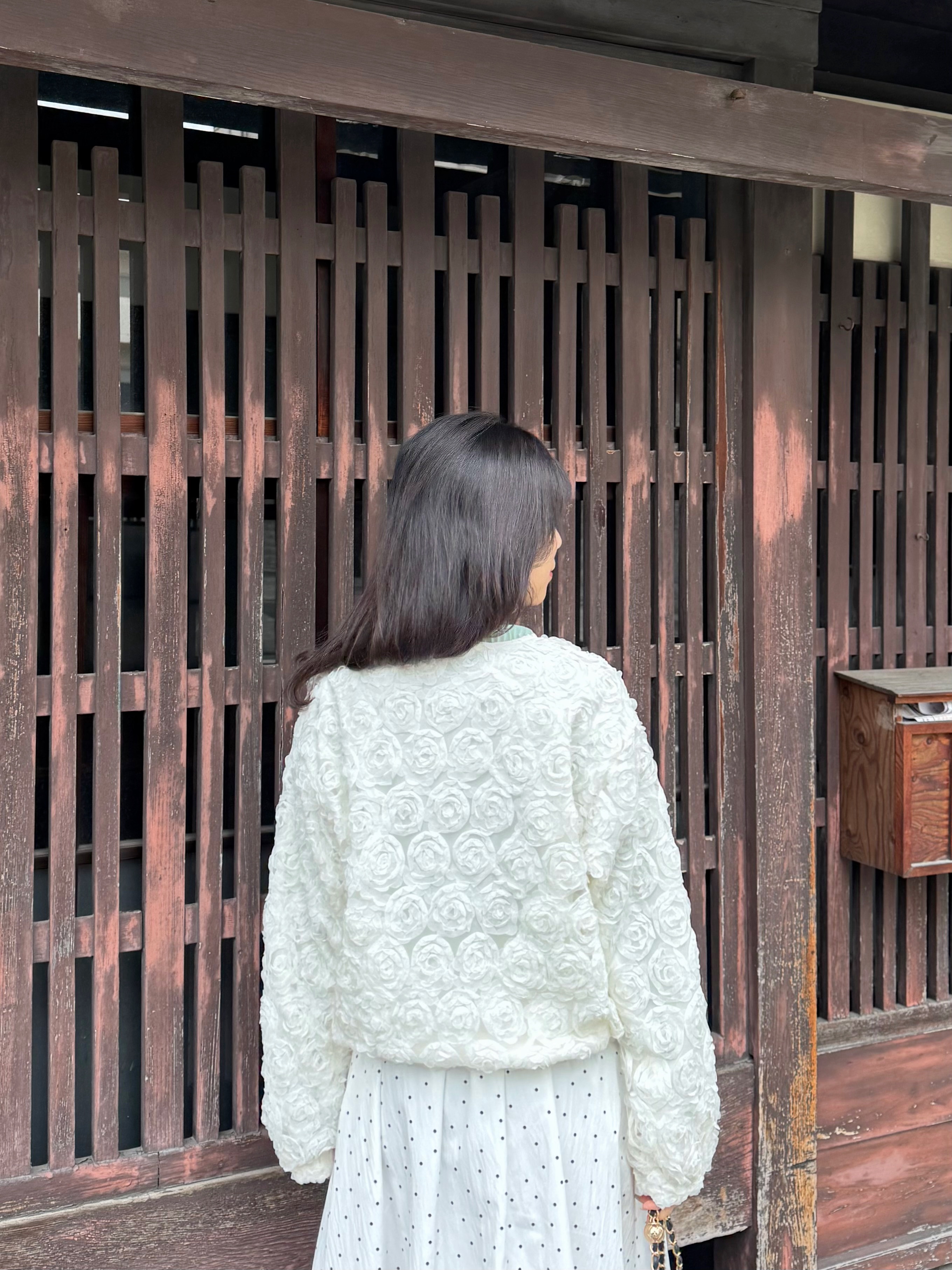 立體花花雪紡圓領拉鍊外套