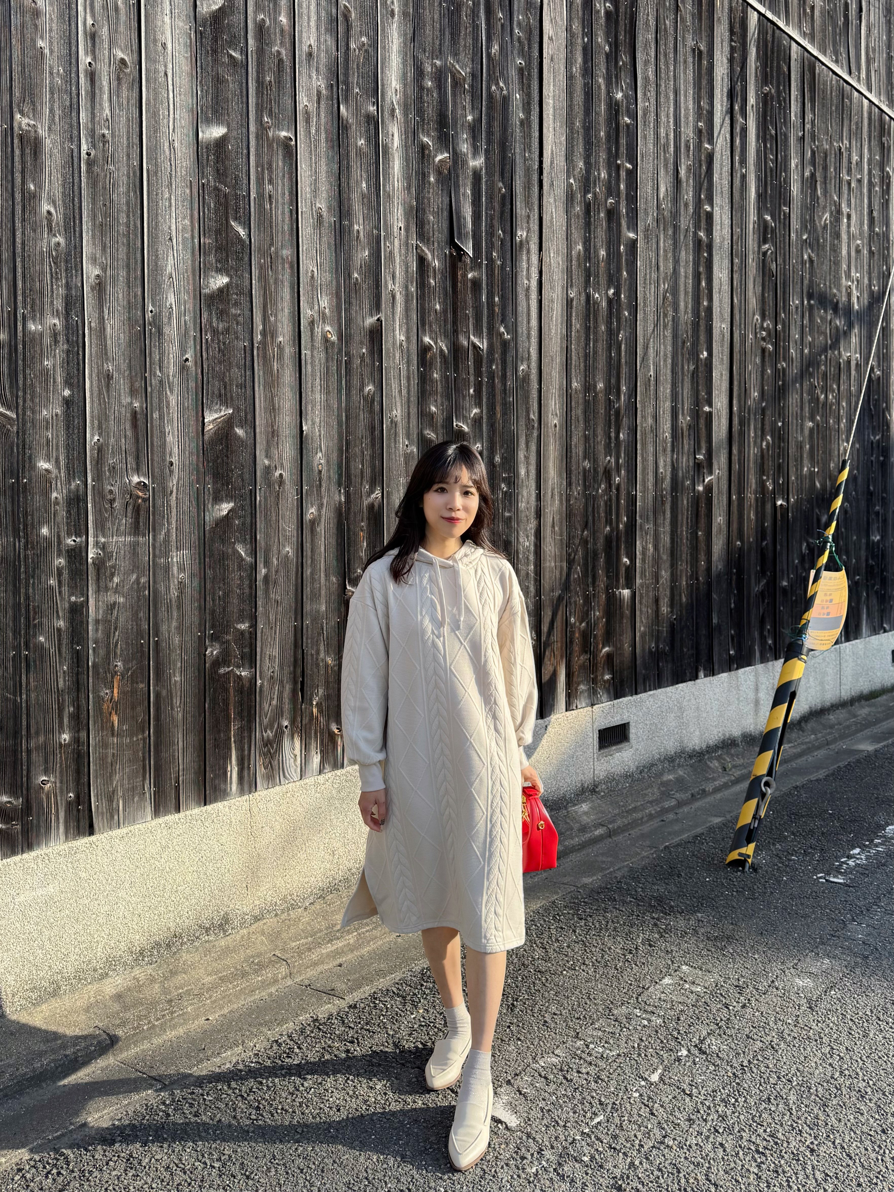 4色•連帽壓花衛衣連身裙