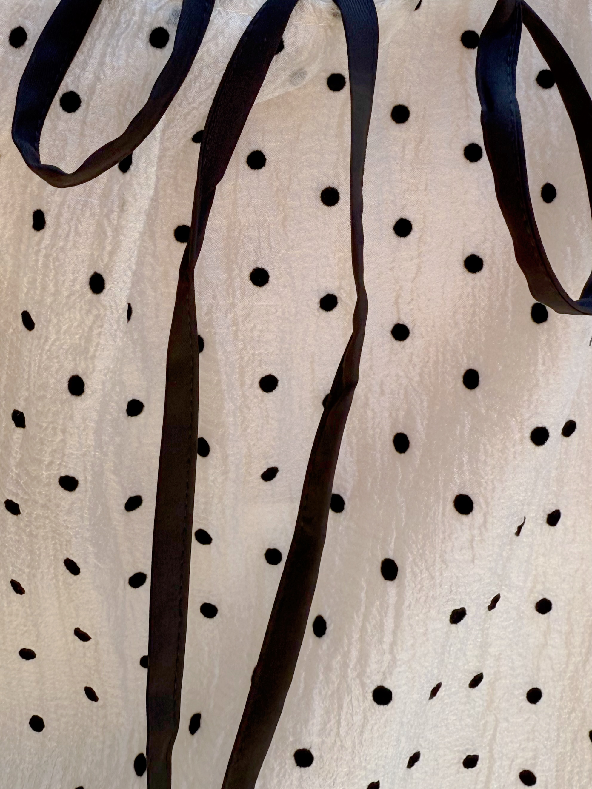 波點方領泡泡袖雪紡上衣