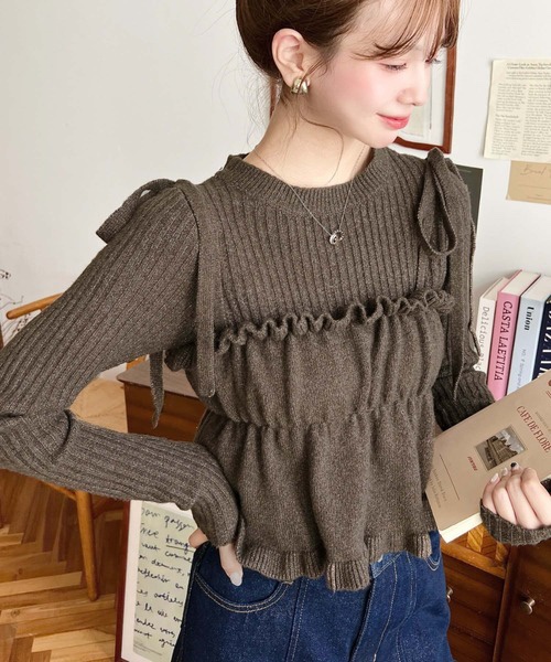 吊帶針織背心 + 長袖上衣