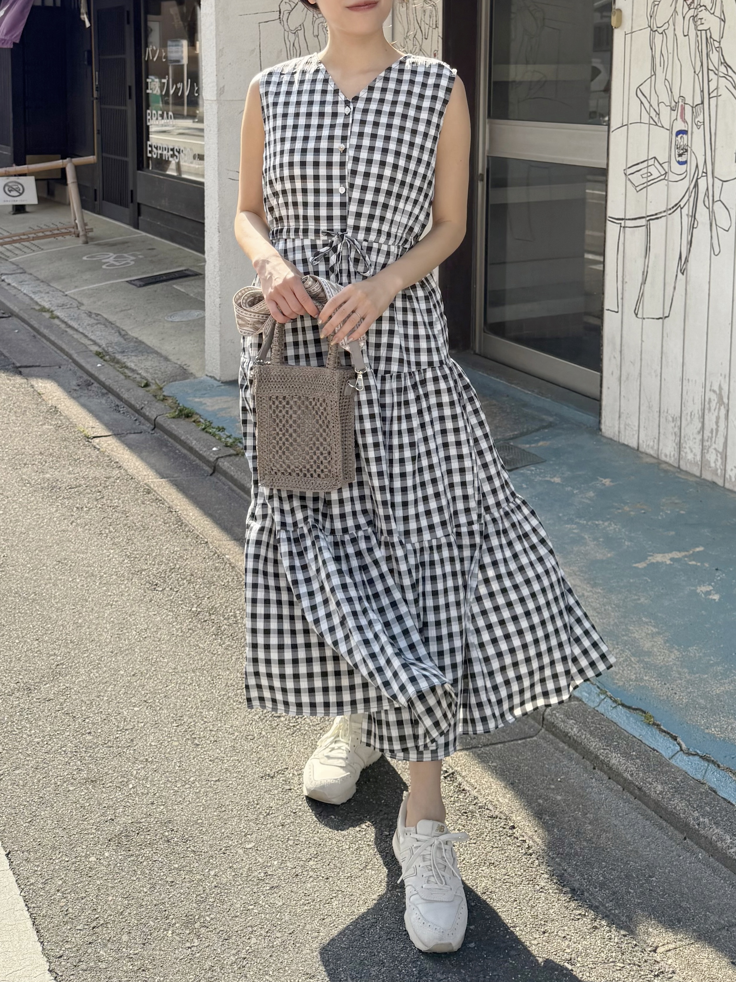 V領格仔背心雪紡連身裙