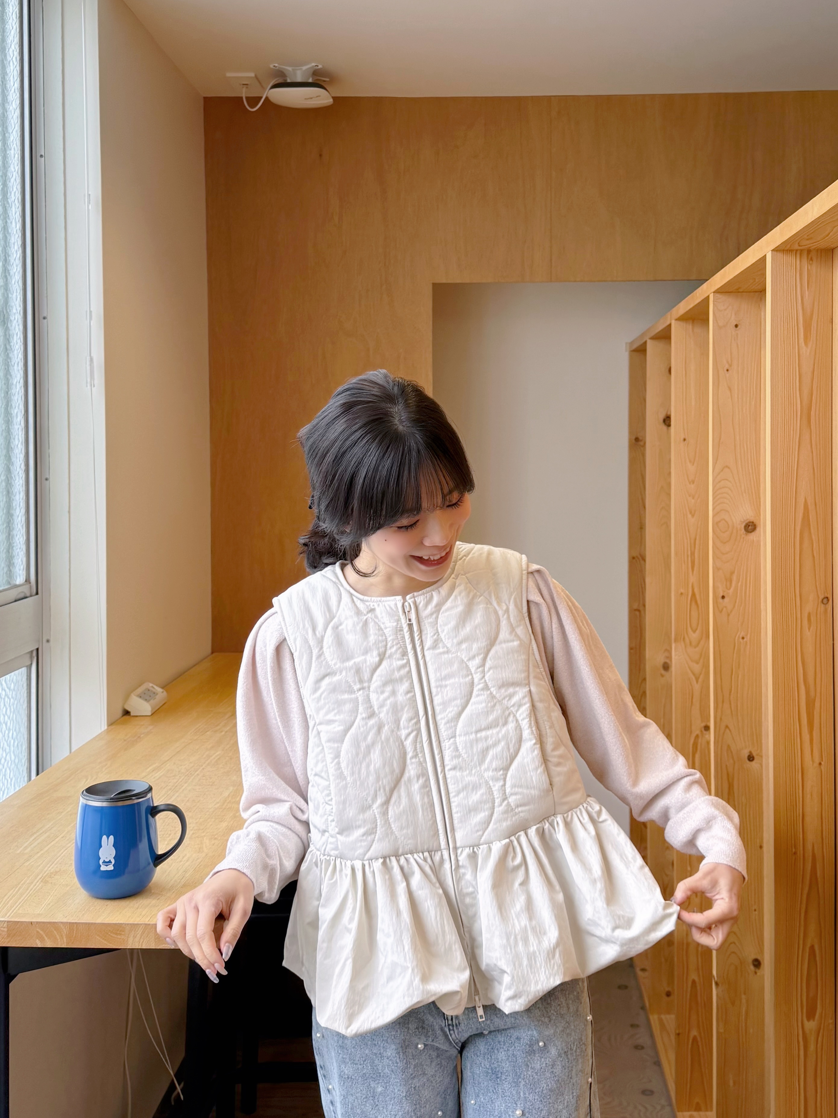 SpecialPrice•3色•波浪紋夾綿傘擺背心外套