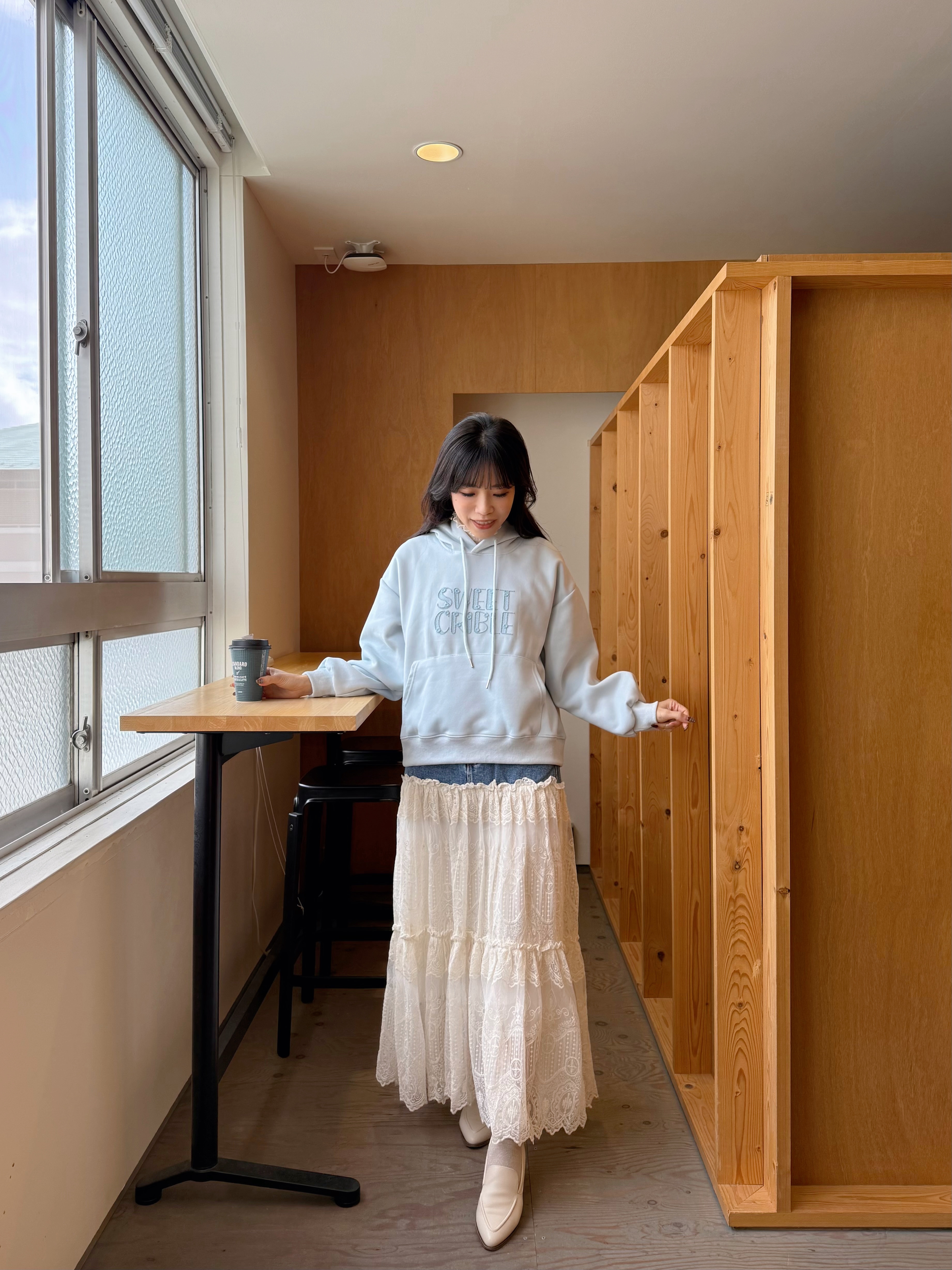 字母刺繡無加厚連帽衛衣