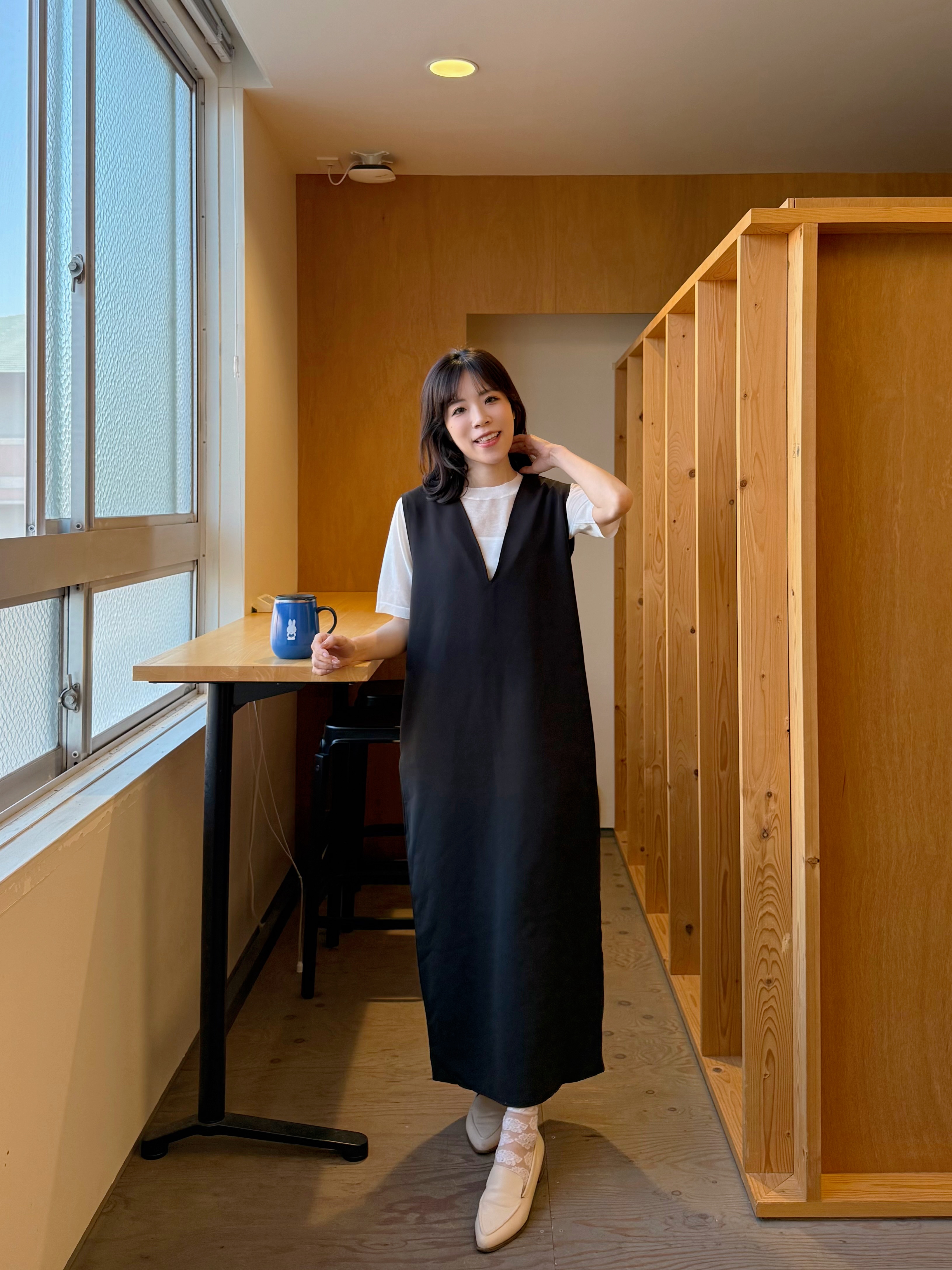 V領有袋雪紡背心連身裙