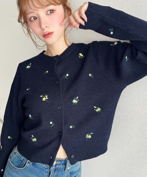 3色•M-L碼•花卉刺繡針織外套