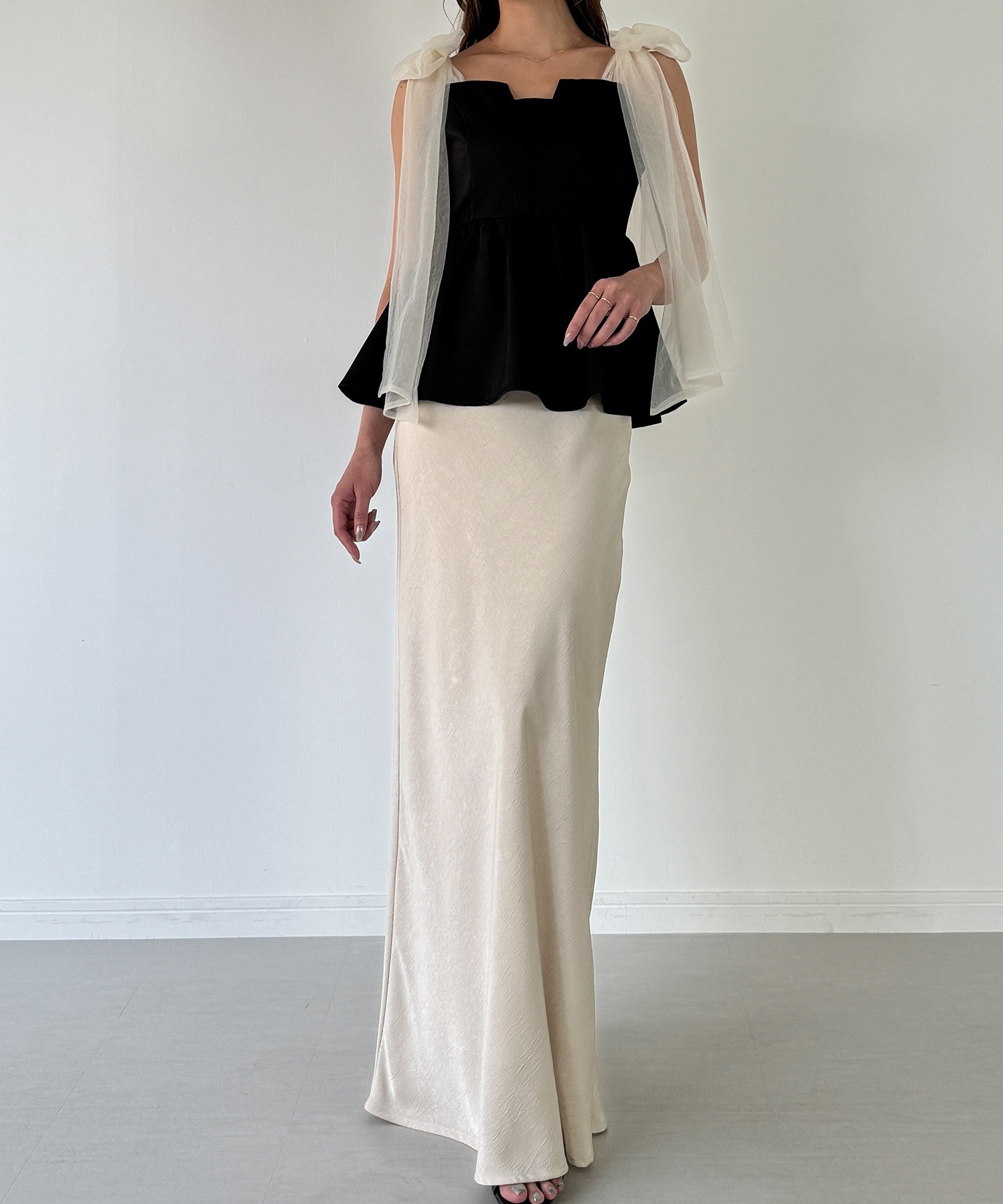 紗蝴蝶結肩帶背心