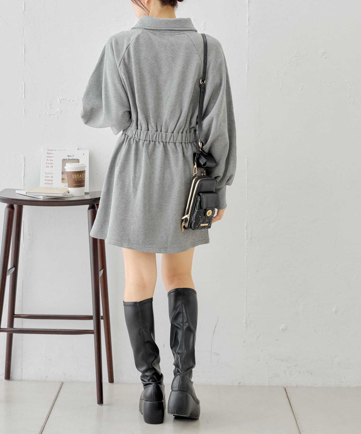 拉鍊領位衛衣連身裙