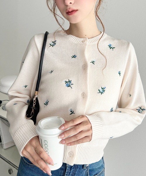 3色•M-L碼•花卉刺繡針織外套