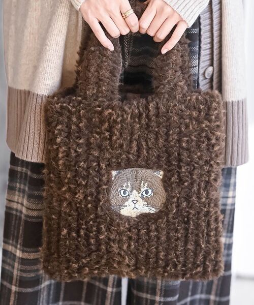 3色•Size F•貓咪刺繡羊羔絨手袋