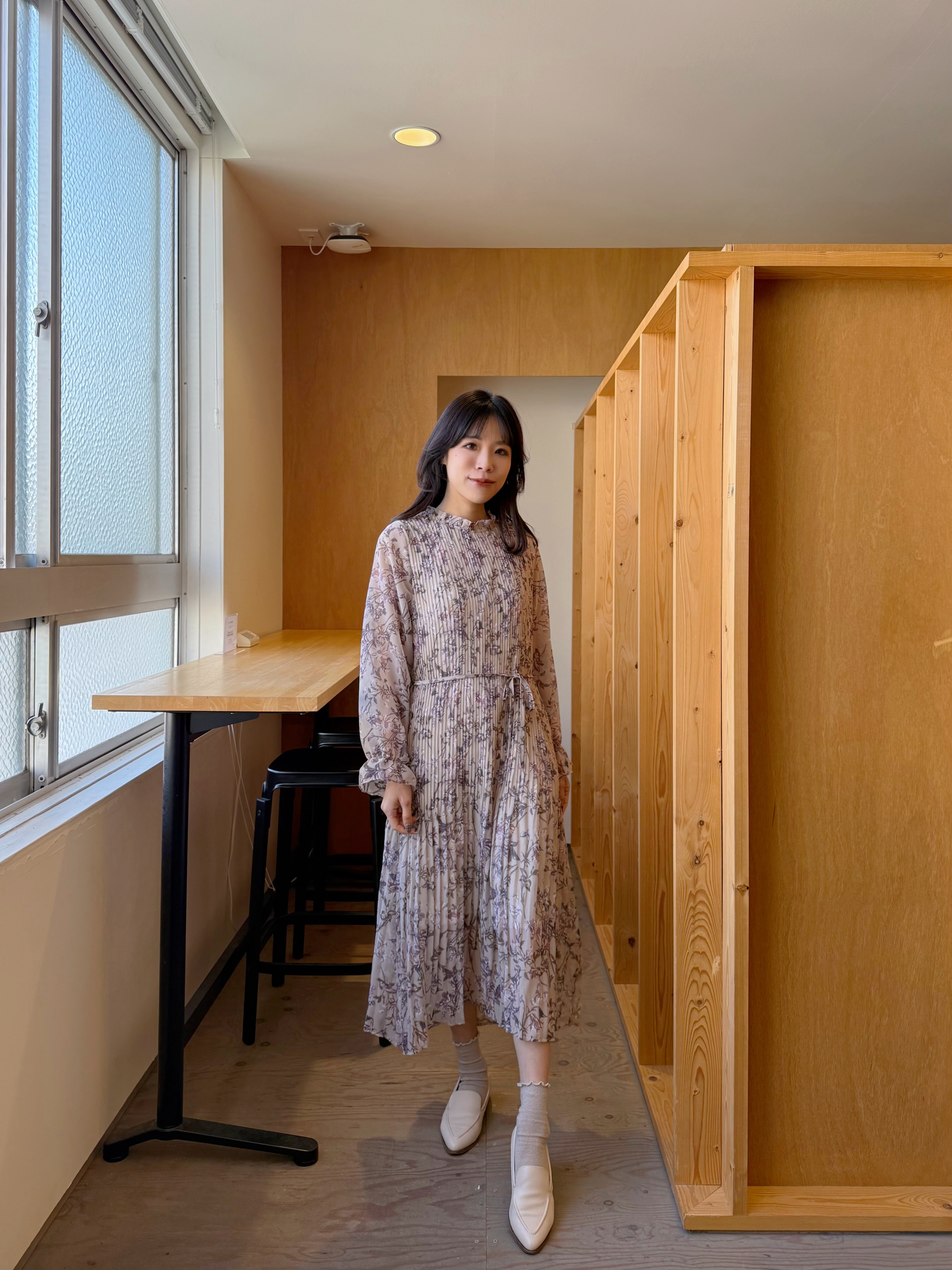 百褶印花雪紡蝴蝶結腰帶連身裙