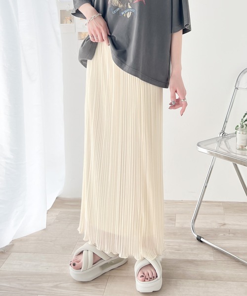 褶邊下襬圓光透明裙