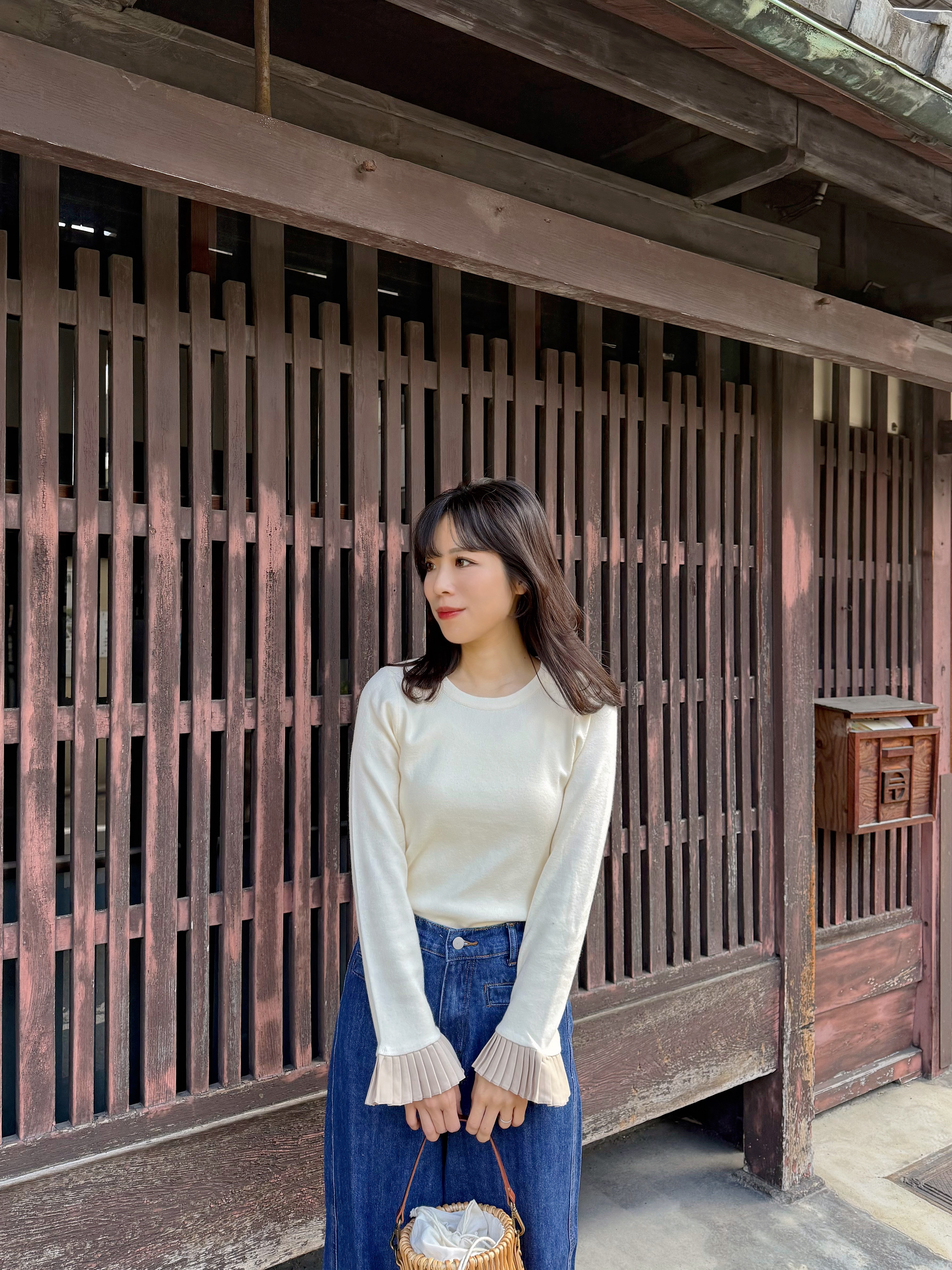 3色•拼色百褶袖口針織上衣