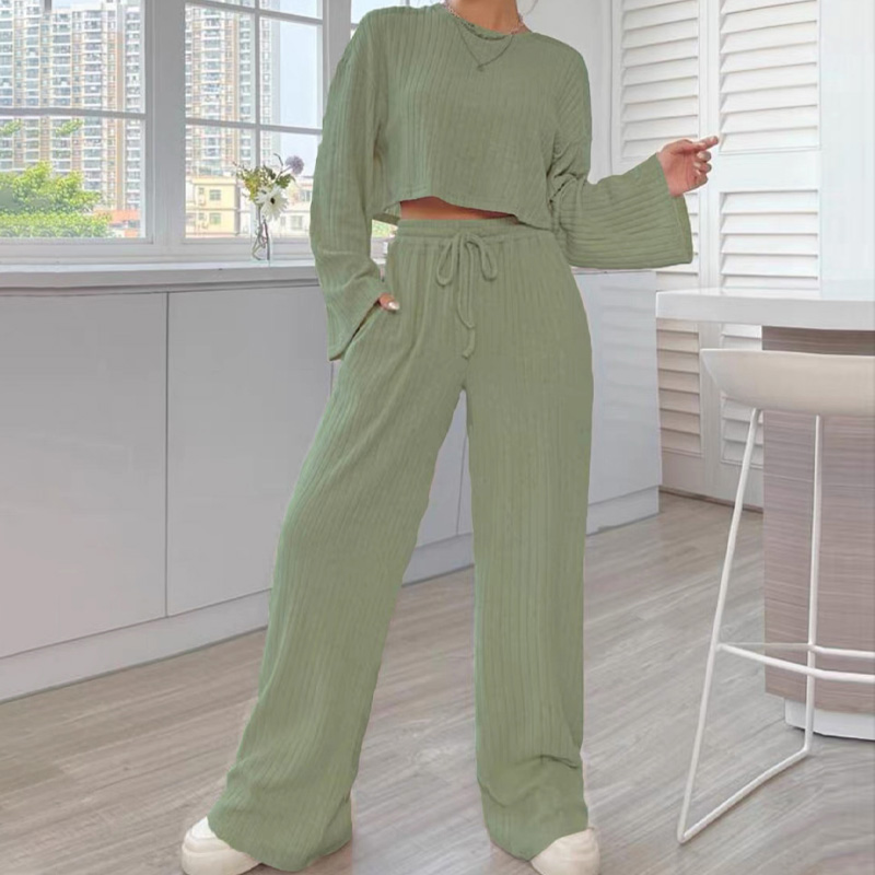 بدلة متماسكة للسيدات