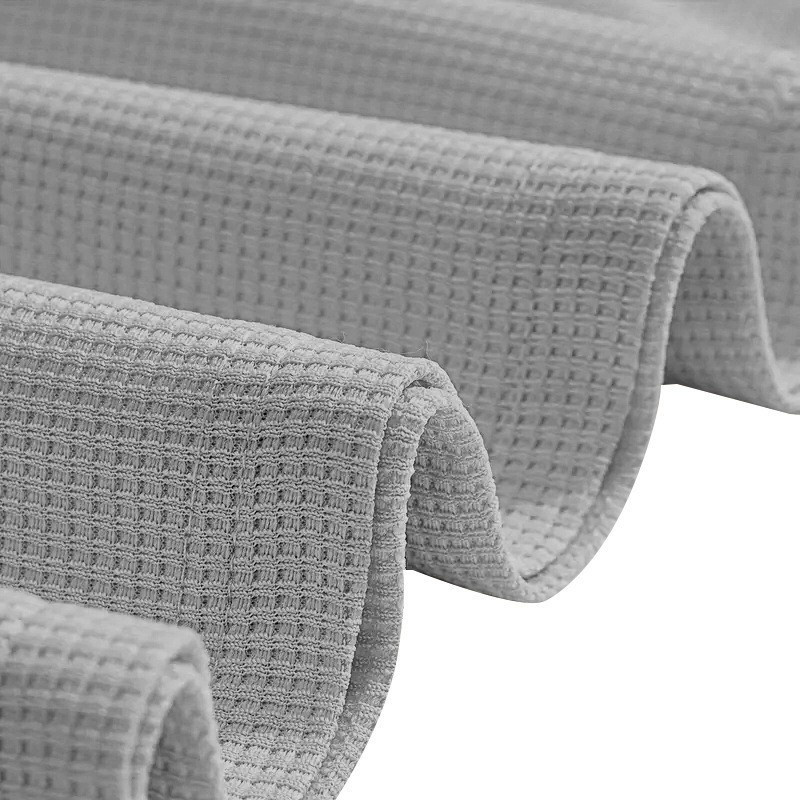 طقم من قميص من النوع الثقيل محبوك بنمط وافل وسروال بقصة مستقيمة للرجال