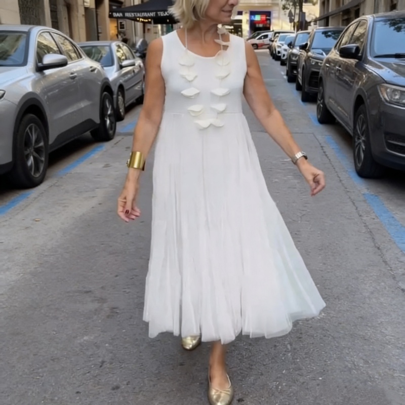 طقم من قطعتين من بلوزات نسائية بأكمام طويلة وفستان بلا أكمام