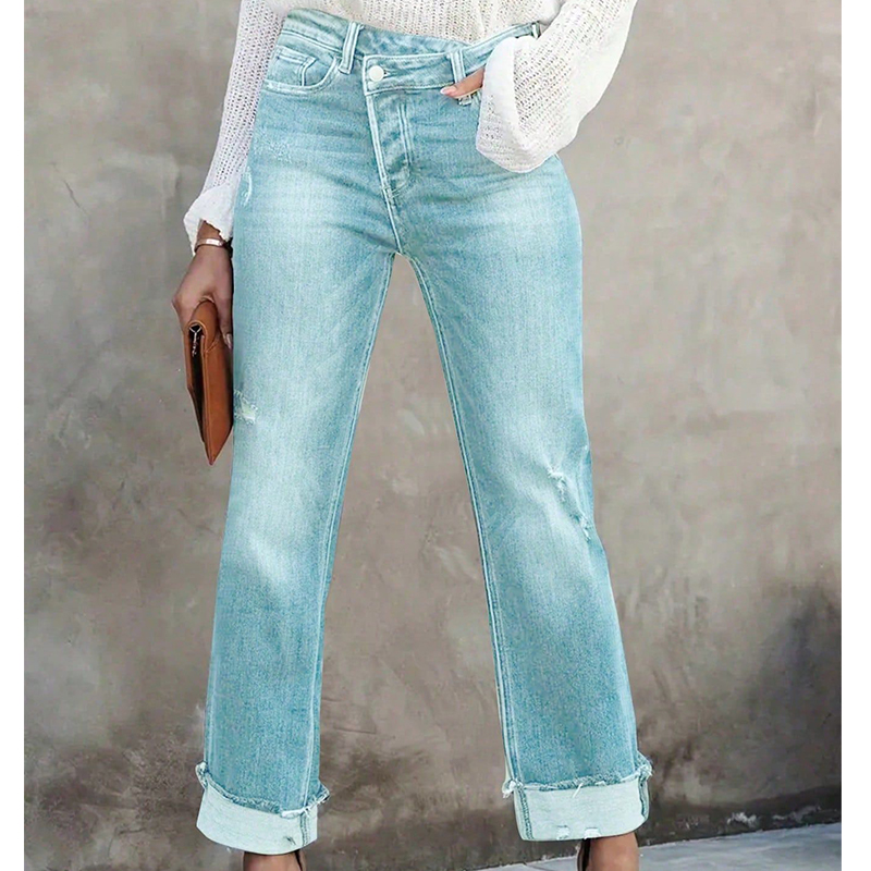 جينز نسائي بخصر عالٍ وساق مستقيمة وقابل للتمدد