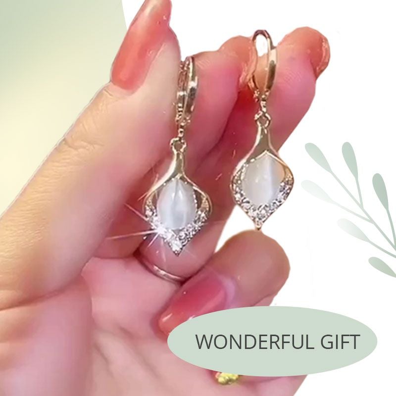 ?Hot Sale?Shiny Cat Eye Earrings - newbeew
