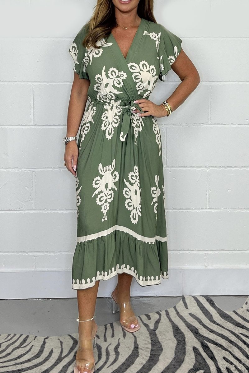 فستان صيفي بأكمام كشكش بأربطة عنق على شكل V للبنات بمقاسات كبيرة