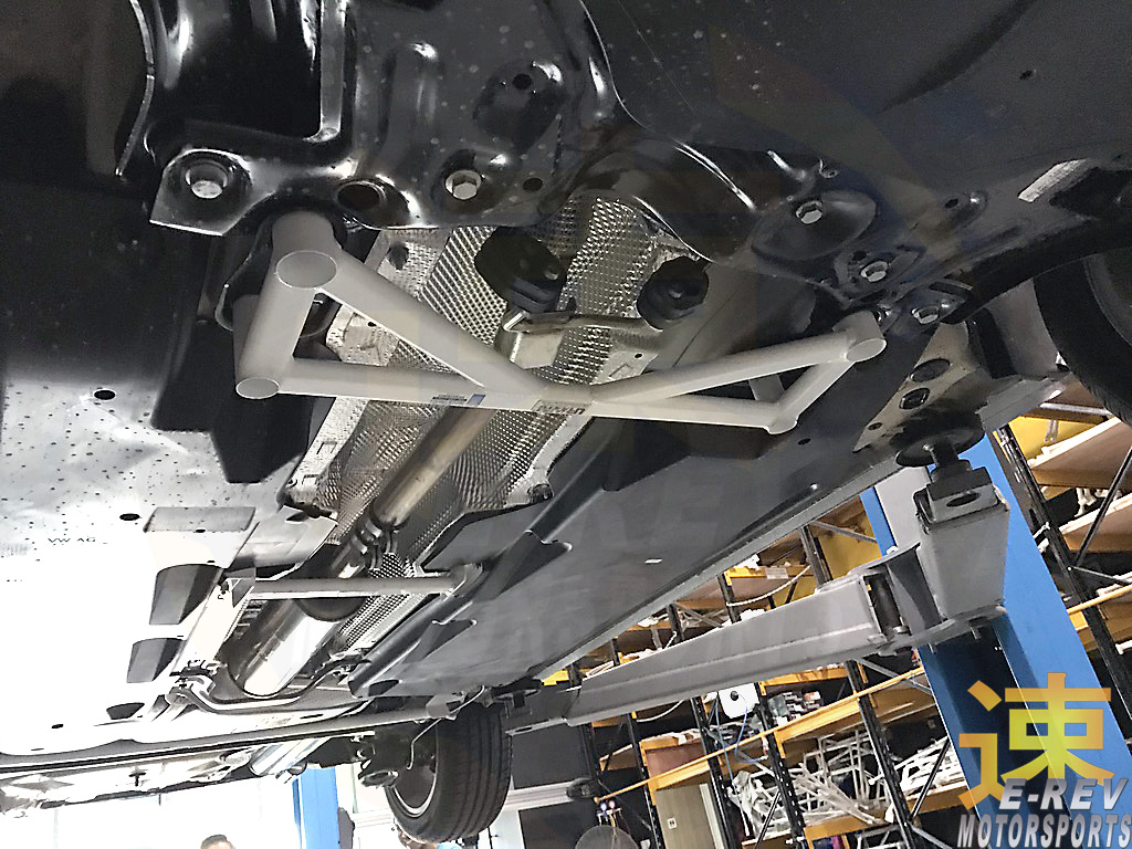 Audi A1 8X / Volkswagen Polo MK5 / Vento / Skoda Fabia Typ 5J / Rapid Front Lower Arm Bar 4PT