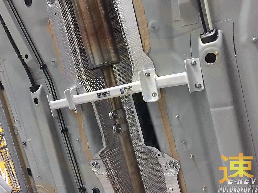 Audi A1 8X / Volkswagen Polo MK4 / MK5 / Vento / Skoda Fabia Typ 5J / Rapid Middle Lower Arm Bar 4PT