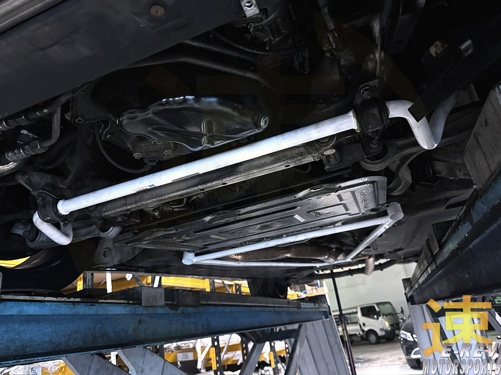 Audi A4 B8 / A5 B8 / RS5 8T / S4 B8 / S5 B8 Front Anti Roll Bar 27MM
