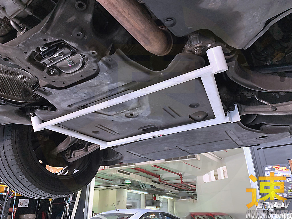 Audi Q5 8R / SQ5 8R / Porsche Macan Type 95B Front Lower Arm Bar 4PT
