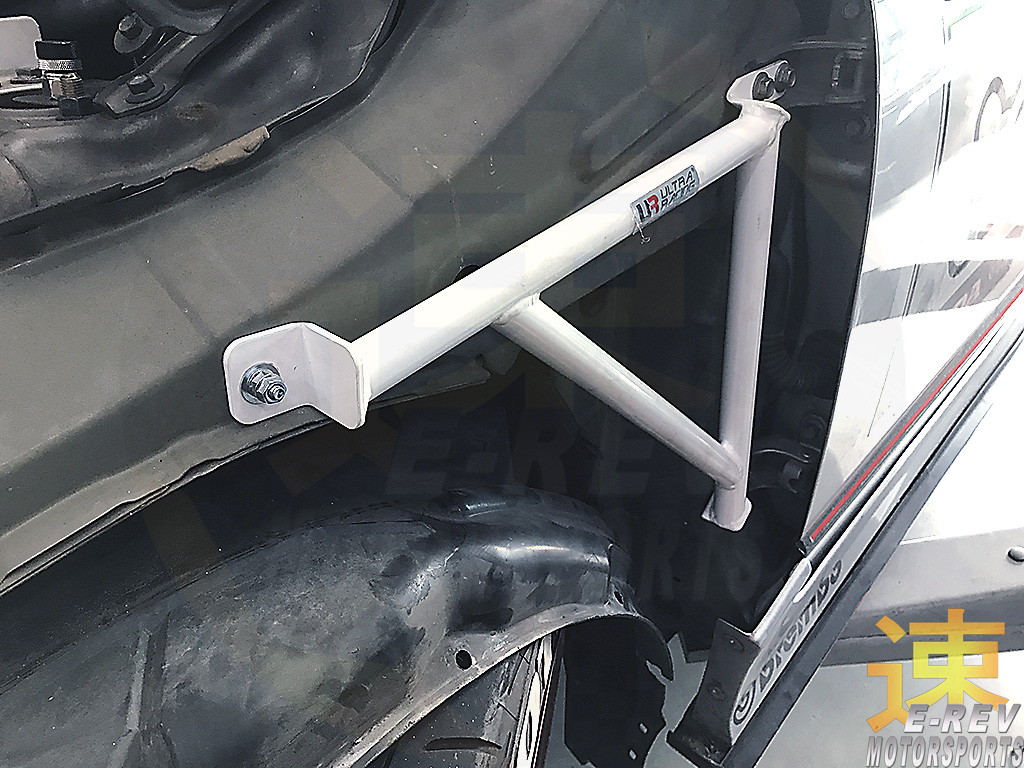 Honda Civic FD Fender Bar