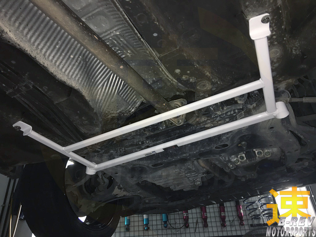 Honda Civic FB Front Lower Arm Bar