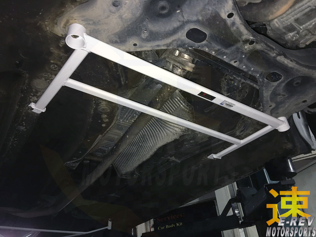 Honda Civic FB Front Lower Arm Bar