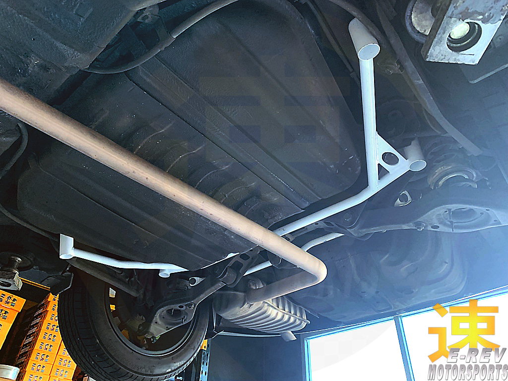 Hyundai Aslan / Granduer HG / I40 / Sonata I45 YF / Kia Cadenza VG / Optima K5 TF / K7 VG Rear Lower Arm Bar 4PT