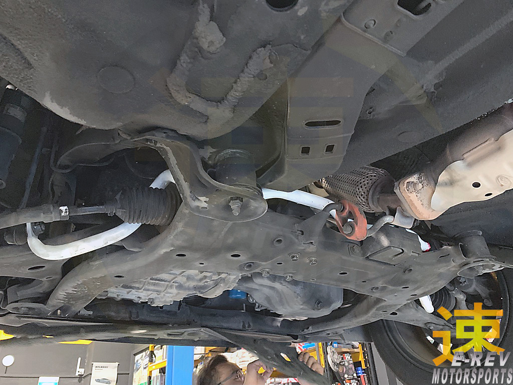 Hyundai Azera HG / Grandeur HG / Sonata I45 YF / Kia K7 VG Front Anti Roll Bar 24MM