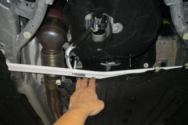 BMW G20 (320D) / (M340) Front Lower Arm Bar 2PT