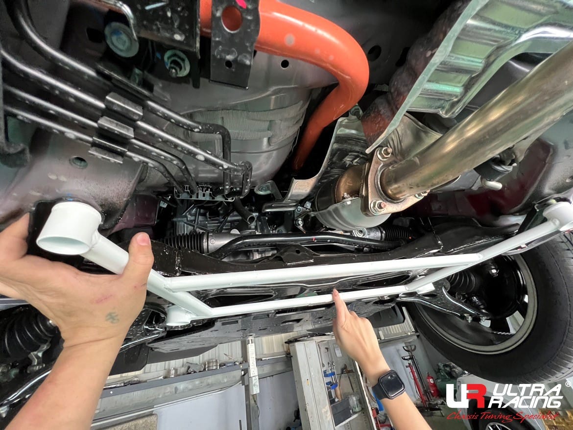 Honda HRV Hybrid RV5 / Vezel Hybrid RV5 Front Lower Arm Bar 4PT