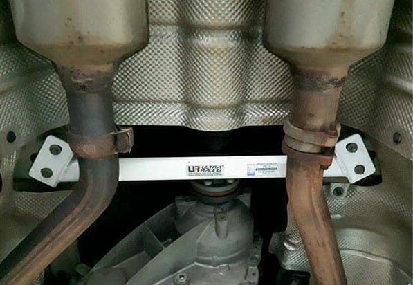 Mercedes-Benz R-Class W251 R63 / R350 Middle Lower Arm Bar 2PT