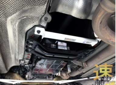 Mercedes-Benz E-Class S212 / W212 / W218 / X218 Middle Lower Arm Bar 2PT