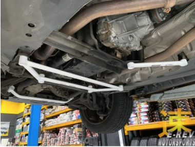 Mercedes-Benz GLE W164 Middle Lower Arm Bar 2PT