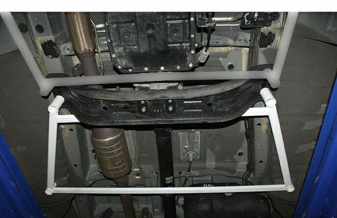 Hyundai Grand Starex TQ Middle Lower Arm Bar 4PT 