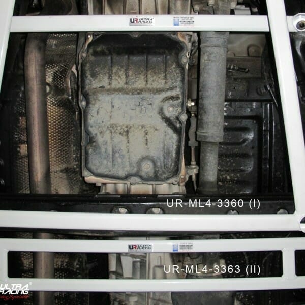 Toyota Fortuner AN150 4WD Middle Lower Bar 4PT