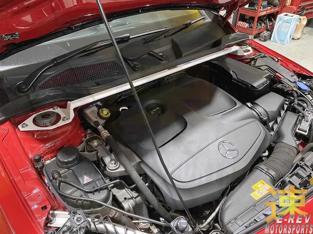 Infinity Q30 / Mercedes-Benz CLA C117 / A-Class W176 / GLA X156 Front Bar 2PT