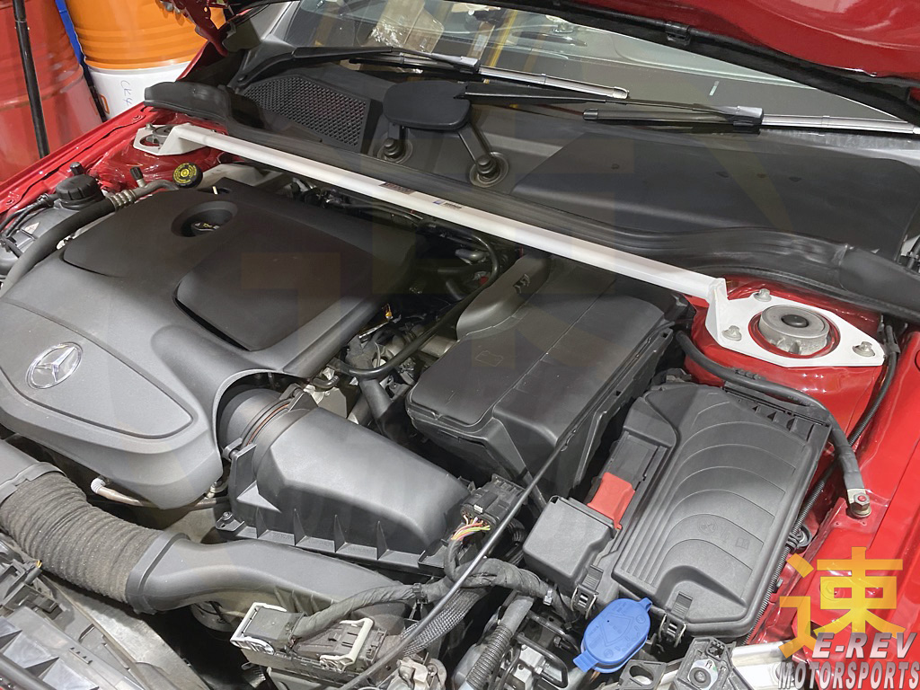 Infinity Q30 / Mercedes-Benz CLA C117 / A-Class W176 / GLA X156 Front Bar 2PT